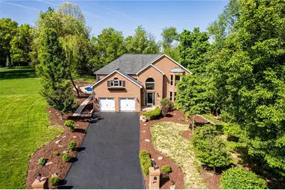1120 Sandstone Rd, Greensburg, PA 15601 - Photo 2