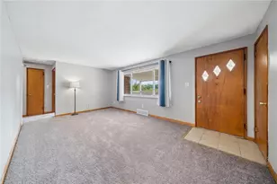 221 Clay Dr, Pittsburgh, PA 15235 - Photo 6