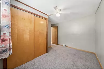 221 Clay Dr, Pittsburgh, PA 15235 - Photo 18