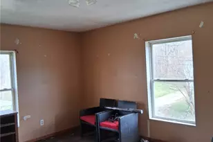 10 Euclid Ave, Point Marion, PA 15474 - Photo 8