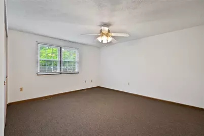 1004 River Oaks Dr, Pittsburgh, PA 15215 - Photo 16