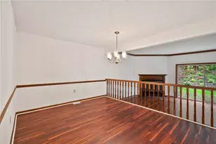 1004 River Oaks Dr, Pittsburgh, PA 15215 - Photo 8