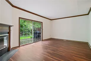 1004 River Oaks Dr, Pittsburgh, PA 15215 - Photo 12