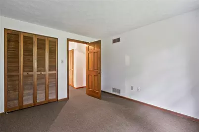 1004 River Oaks Dr, Pittsburgh, PA 15215 - Photo 22
