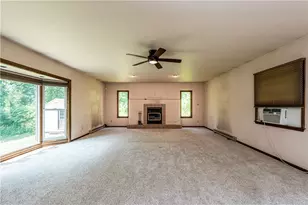 2037 Ridge Rd, Penn Twp, PA 15644 - Photo 10