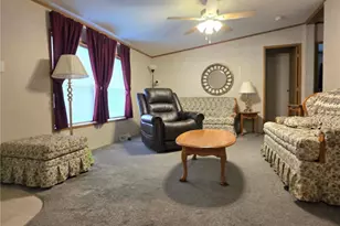 332 Maruca Dr, Mt Pleasant Boro, PA 15666 - Photo 14