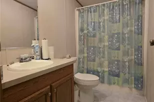 332 Maruca Dr, Mt Pleasant Boro, PA 15666 - Photo 18