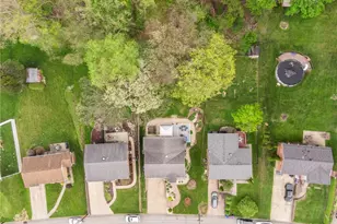 90 Sierra Dr, Pittsburgh, PA 15239 - Photo 8