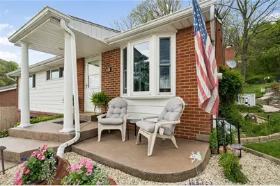90 Sierra Dr, Pittsburgh, PA 15239 - Photo 4