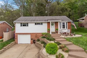 90 Sierra Dr, Pittsburgh, PA 15239 - Photo 2
