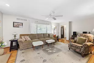 9133 S Irwin Ave, Pittsburgh, PA 15237 - Photo 6