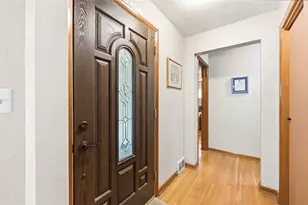 9133 S Irwin Ave, Pittsburgh, PA 15237 - Photo 4