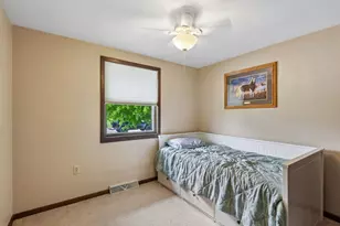 40 Meadowcrest Dr, Cecil, PA 15321 - Photo 14