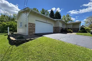 238 Justice Ln, Neshannock Township, PA 16105 - Photo 6