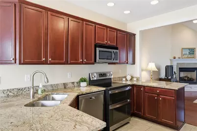819 Strasburg Dr, Adams Township, PA 16046 - Photo 10