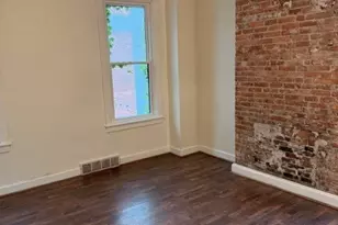 2106 Fox Wy, Pittsburgh, PA 15203 - Photo 2