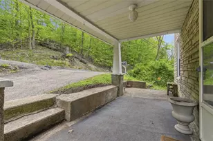 898 Geyer Rd, Pittsburgh, PA 15209 - Photo 6