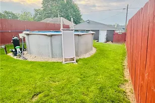 112 N 1st St, Jeannette, PA 15644 - Photo 44