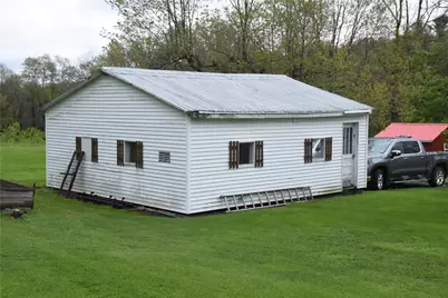 930 Logan Rd, Canoe Banks Twp, PA 15742 - Photo 8