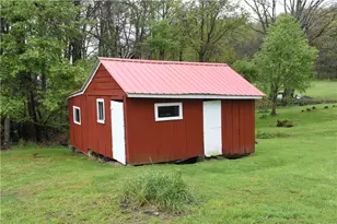 930 Logan Rd, Canoe Banks Twp, PA 15742 - Photo 16