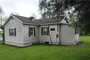930 Logan Rd, Canoe Banks Twp, PA 15742 - Photo 6