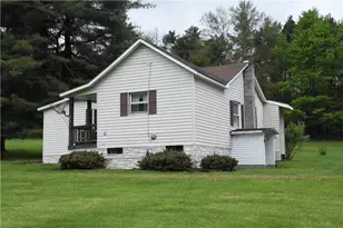 930 Logan Rd, Canoe Banks Twp, PA 15742 - Photo 2