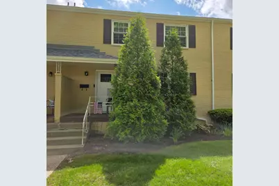 102 Raleigh Ct, Ross Twp, PA 15237 - Photo 1