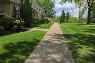 102 Raleigh Ct, Ross Twp, PA 15237 - Photo 10