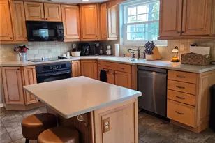 102 Raleigh Ct, Ross Twp, PA 15237 - Photo 6