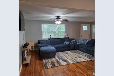102 Raleigh Ct, Ross Twp, PA 15237 - Photo 2