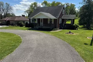 434 Freeport Rd, Jefferson Township, PA 16002 - Photo 2