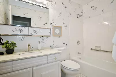 425 N Neville St #204, Pittsburgh, PA 15213 - Photo 26