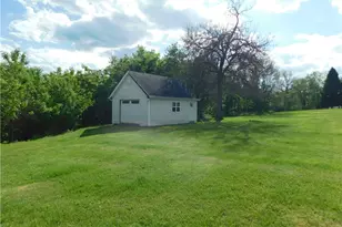 1142 Labelle Rd, Luzerne Township, PA 15450 - Photo 12