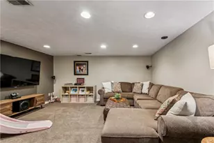 104 Oak Brook Cir, Banksville/Westwood, PA 15220 - Photo 34