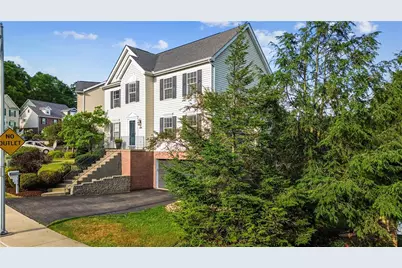 104 Oakbrook Cir, Banksville/Westwood, PA 15220 - Photo 4