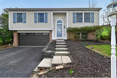 307 Lawrence Pl, Coraopolis, PA 15108 - Photo 1