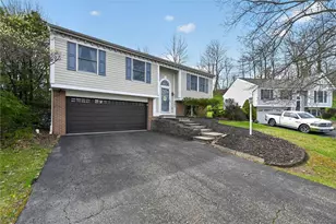 307 Lawrence Pl, Coraopolis, PA 15108 - Photo 2