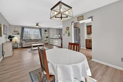 307 Lawrence Pl, Coraopolis, PA 15108 - Photo 6