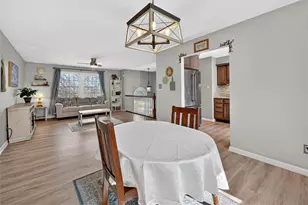 307 Lawrence Pl, Coraopolis, PA 15108 - Photo 6