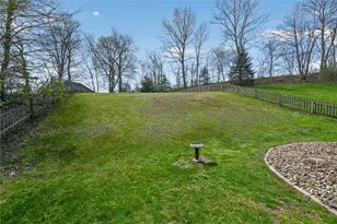 307 Lawrence Pl, Coraopolis, PA 15108 - Photo 32