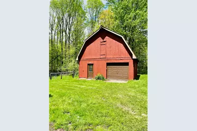227 Centertown Rd, Mercer Township, PA 16127 - Photo 4
