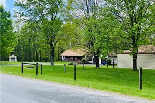 227 Centertown Rd, Mercer Township, PA 16127 - Photo 8
