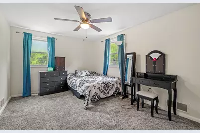 100 Circle Drive, White Oak, PA 15131 - Photo 6