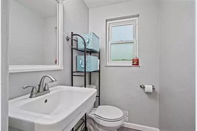 100 Circle Drive, White Oak, PA 15131 - Photo 4