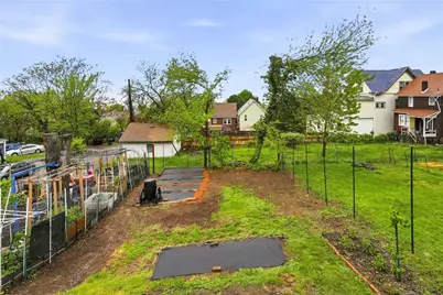 7719 Saint Lawrence Ave, Pittsburgh, PA 15218 - Photo 36
