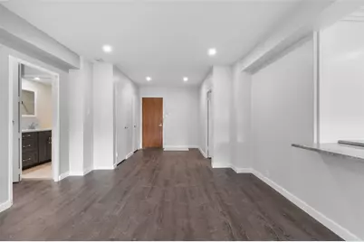320 Fort Duquesne #8N, Pittsburgh, PA 15222 - Photo 2