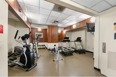 320 Fort Duquesne #8N, Pittsburgh, PA 15222 - Photo 32