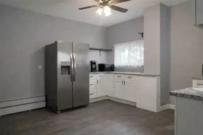 839 Railroad St, McKees Rocks, PA 15136 - Photo 2