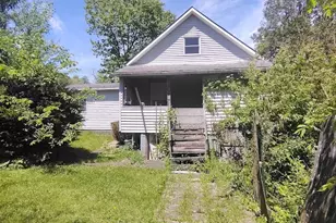235 Kangaroo Hill Rd, Sewickley Township, PA 15660 - Photo 2