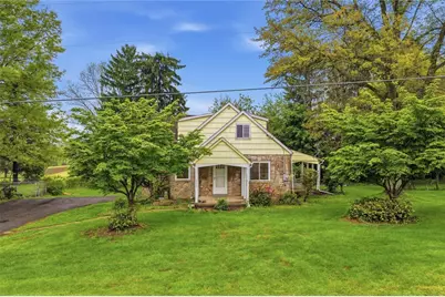 220 S Franklin St, Prospect Boro, PA 16052 - Photo 2
